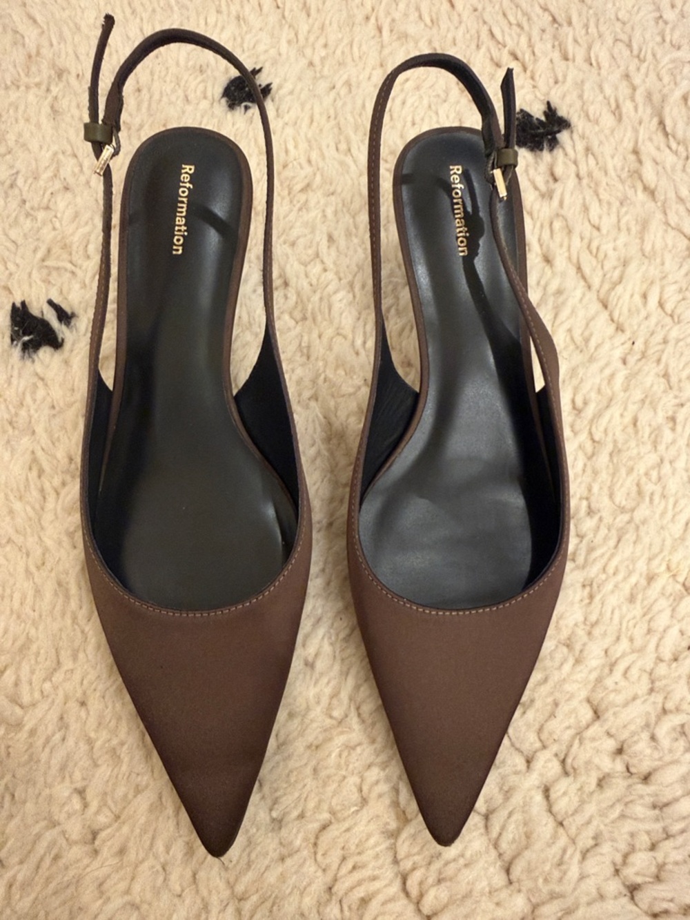Reformation Wrenley Slingback, 8 / olive green satin